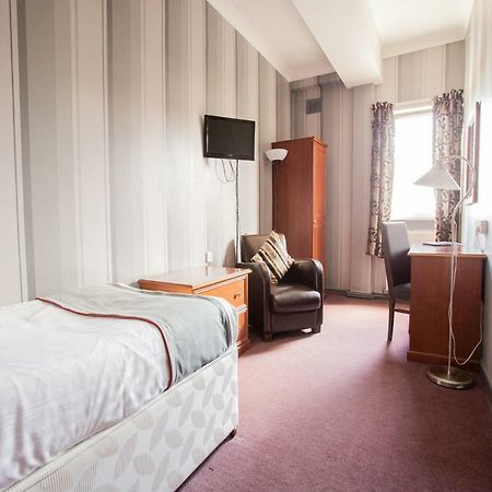 Beveridge Park Hotel Kirkcaldy Bagian luar foto