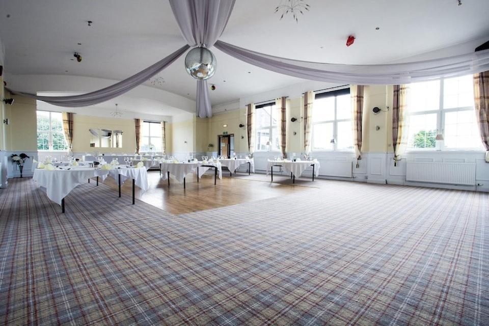Beveridge Park Hotel Kirkcaldy Bagian luar foto