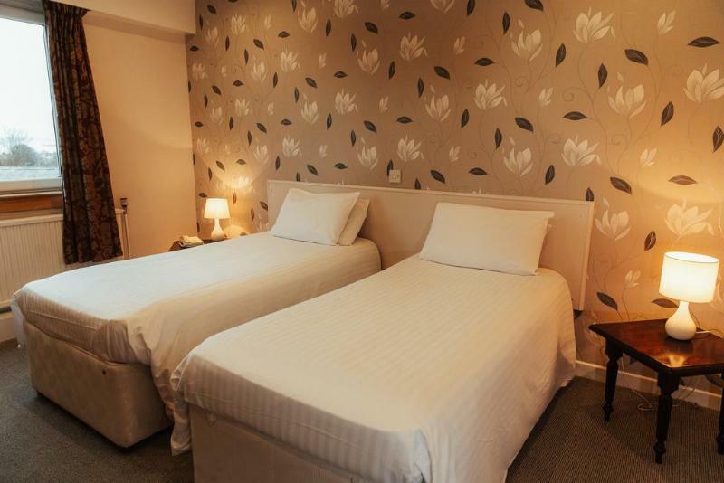 Beveridge Park Hotel Kirkcaldy Bagian luar foto
